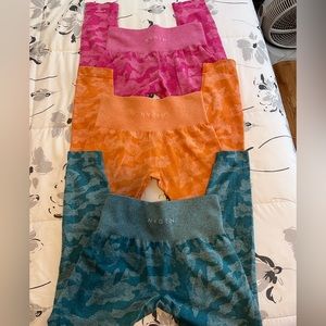 NVGTN camo leggings. 3 pairs . Orange  slight piling . Blue & pink are good.